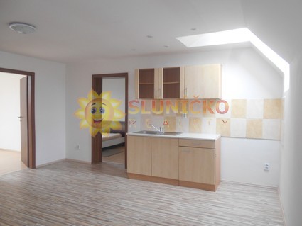 Pronájem bytu 3+KK /65m2/ ve Svobodných Dvorech v Hradci Králové - Fotka 1