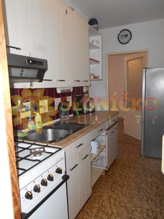 Prodej pěkného bytu 3+1 /60m2/ v Malšovicích v Hradci Králové - Fotka 1