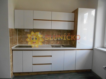 Pronájem pěkného bytu 1+1 /40m2/  po kompletní rekonstrukci v Náchodě - Fotka 1