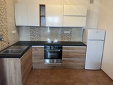 Pronájem bytu 1+kk po rekonstrukci, balkon, centrum HK